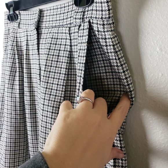 Vintage Women's Grey Black Houndstooth Linen Blend Midi Skirt Size Small - Picture 3 of 10